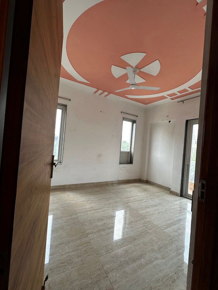 Bathroom, sector 52 2 Bedroom 1500 Sq.Ft. Builder Floor In Sector 52 Gurgaon 9008639