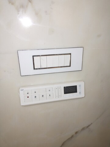 Furnished Amenities in 6 BHK Penthouse at Vasant Vihar – for Rent
