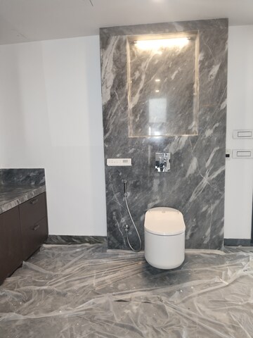 Bathroom in 6 BHK Penthouse at Vasant Vihar – for Rent