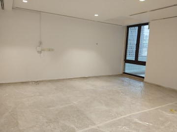 Room in 6 BHK Penthouse at Vasant Vihar – for Rent
