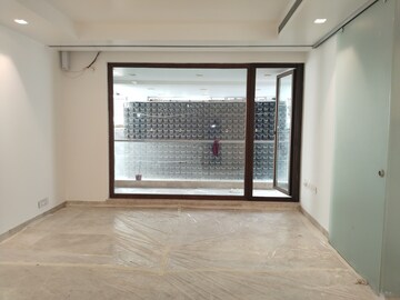 Room in 6 BHK Penthouse at Vasant Vihar – for Rent