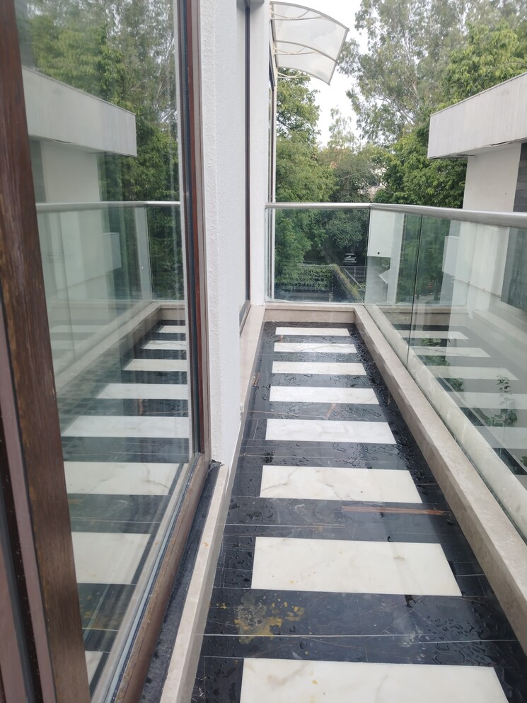 Balcony, vasant vihar 6 Bedroom 7200 Sq.Ft. Penthouse In Vasant Vihar Delhi 9008627