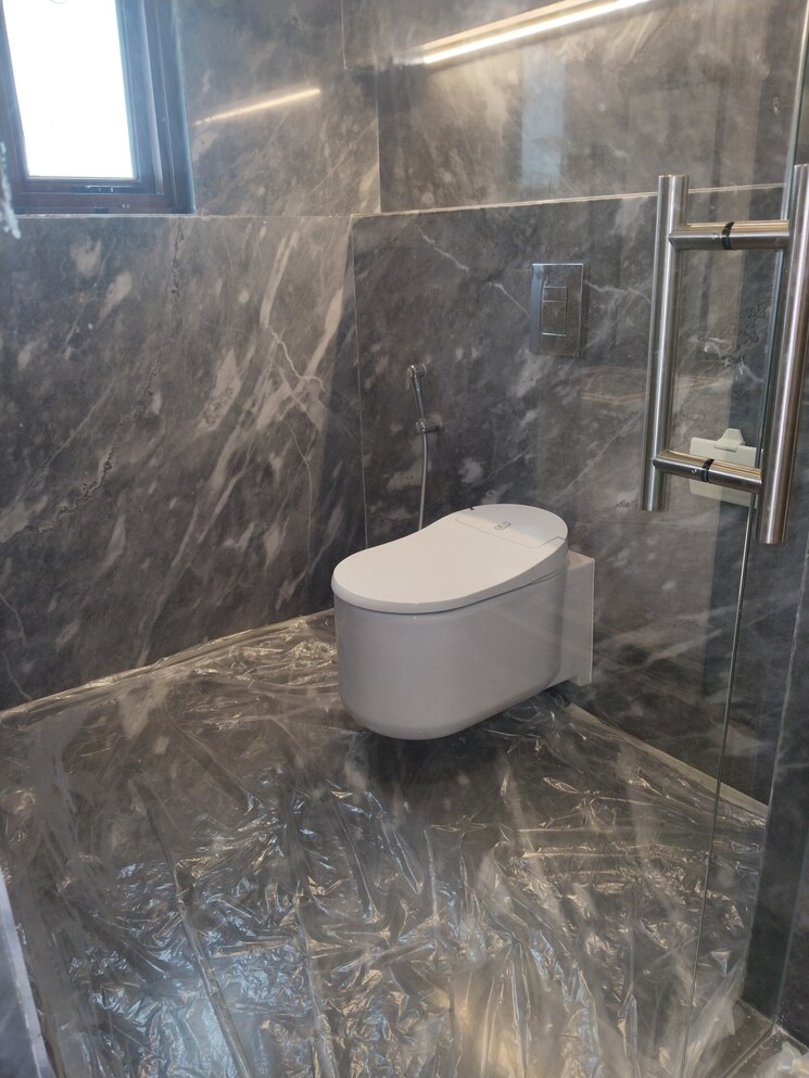 Bathroom, vasant vihar 6 Bedroom 7200 Sq.Ft. Penthouse In Vasant Vihar Delhi 9008627