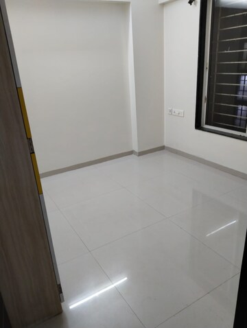 Room in 1 BHK Apartment at Prime Space Utsav Homes, Bavdhan – for Rent