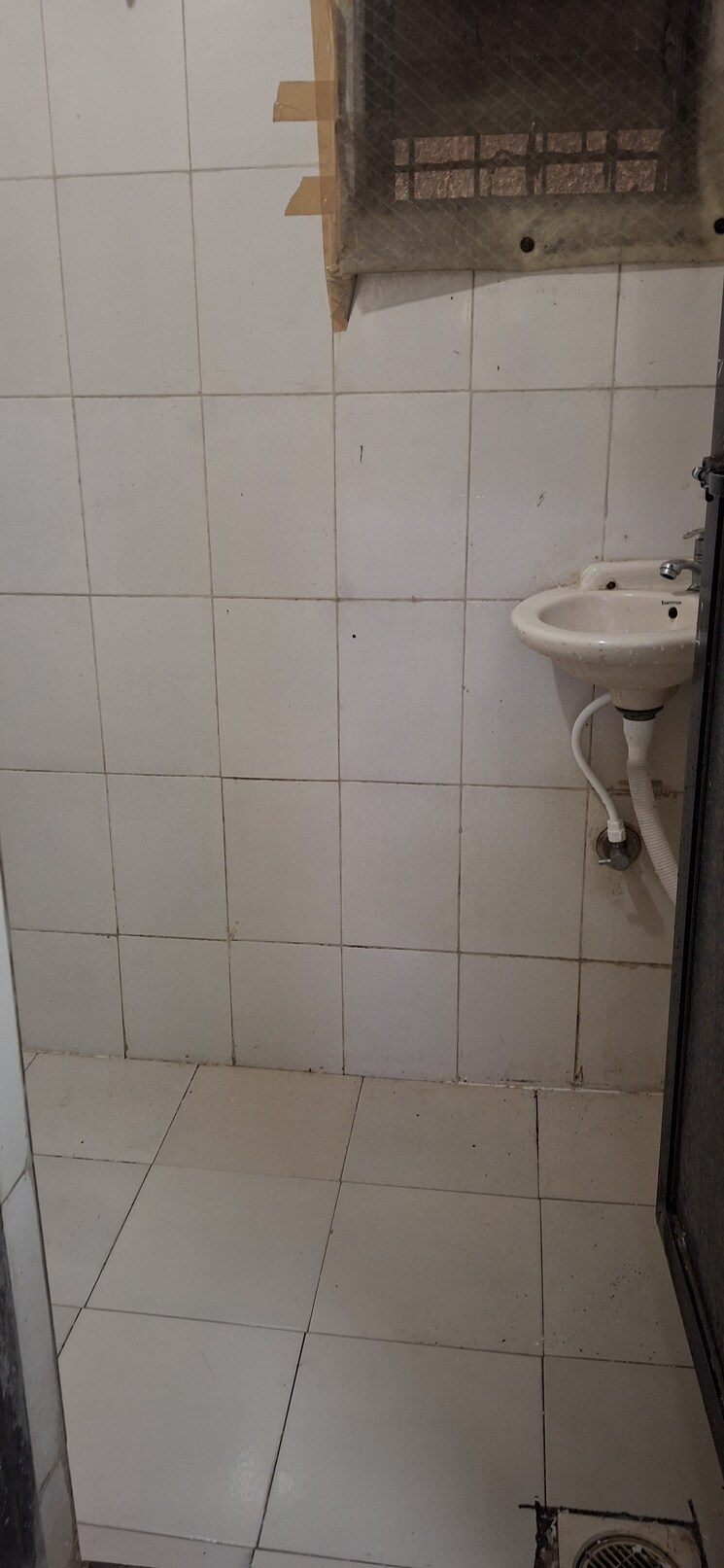 Bathroom, ghansoli 1 RK 400 Sq.Ft. Apartment In Ghansoli Navi Mumbai 9009021