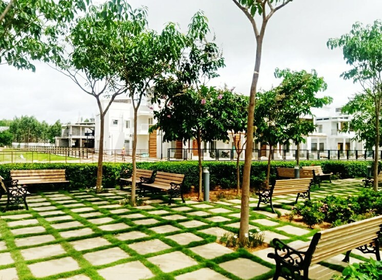 Garden, puravankara-the-sound-of-water 5 Bedroom 6000 Sq.Ft. Villa In Bannerghatta Bangalore 9008736