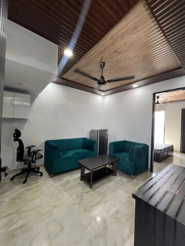 Team Area in 1 BHK Builder Floor at Gupta Awas, Sector 43 – for Rent