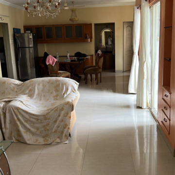 Bedroom in 4 BHK Apartment at Manikchand Malabar, Netaji Nagar – for Rent