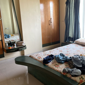 Bedroom in 4 BHK Apartment at Manikchand Malabar, Netaji Nagar – for Rent
