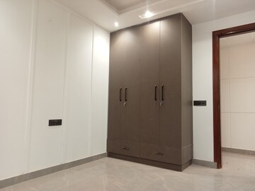 Room in 4 BHK Builder Floor at Mahavir Enclave 1 – for Sale