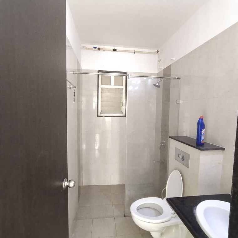 Bathroom, kolte-patil-life-republic 2 Bedroom 801 Sq.Ft. Apartment In Hinjewadi Pune 9008810
