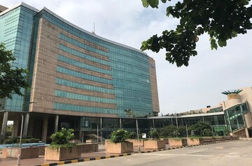  Office Space For Rent in Vipul Square, Sushant Lok I
