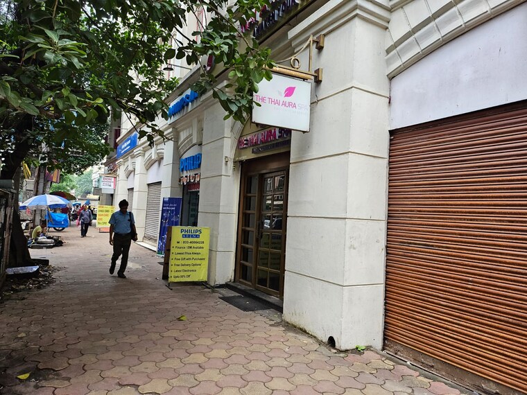 Exterior View, park street Commercial Showroom 1638 Sq.Ft. In Park Street Kolkata 9008855