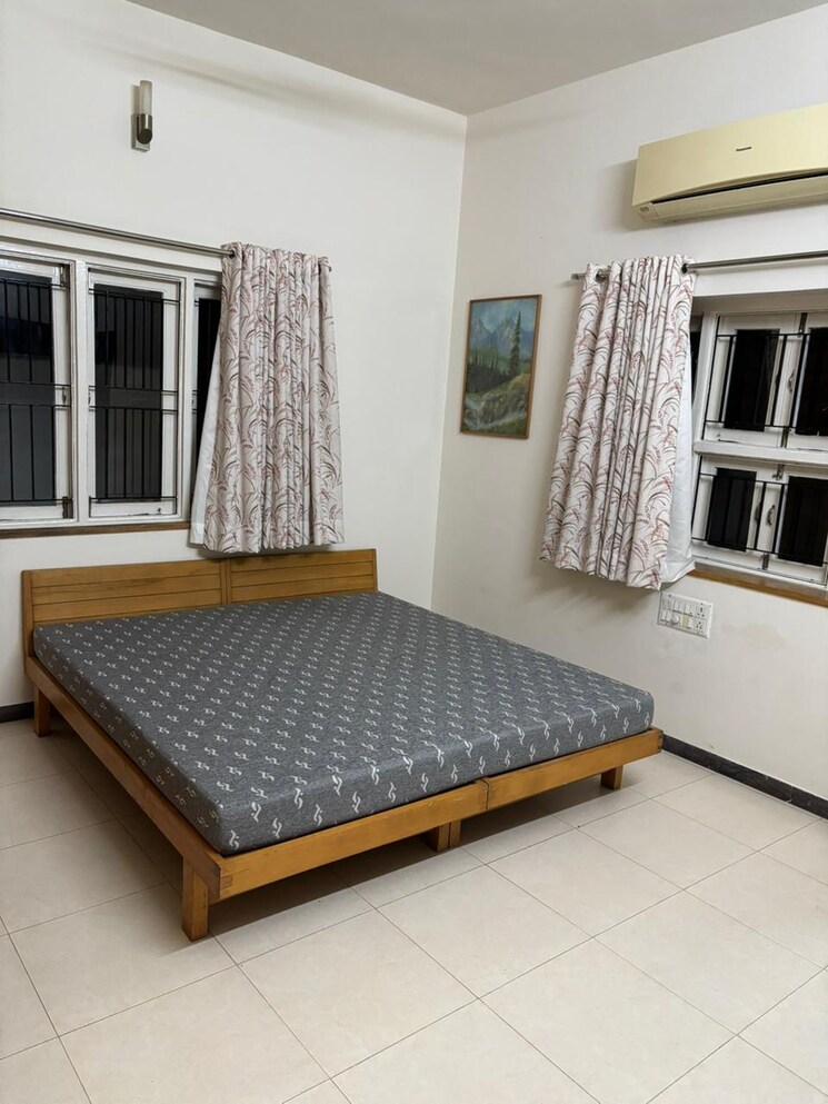 Bedroom, ratnakar-atelier 3 Bedroom 1800 Sq.Ft. Villa In Satellite Ahmedabad 9008868