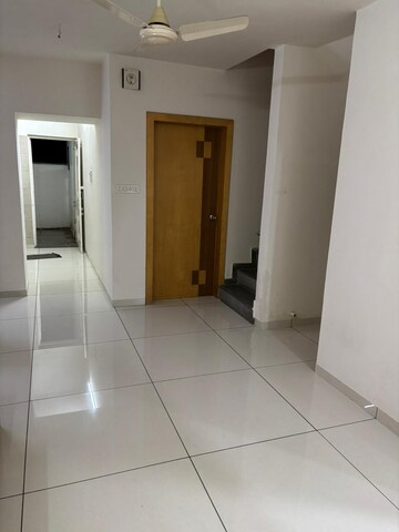 Building Lobby in 3 BHK Villa at Ratnakar Atelier, Satellite – for Rent