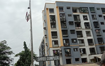 2 BHK Apartment For Rent in Shree Complex Borivali, Borivali West