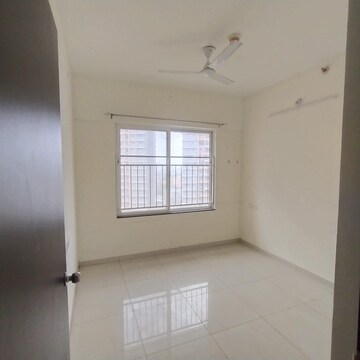 Room in 2 BHK Apartment at Kolte Patil Life Republic, Hinjewadi – for Rent