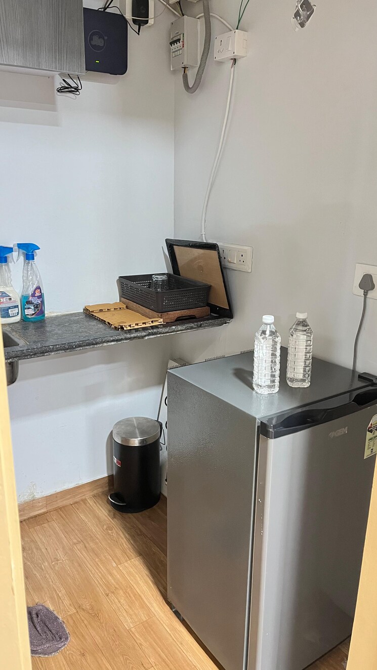 undefined, ambli road Commercial Office Space 1717 Sq.Ft. In Ambli Road Ahmedabad 9008986