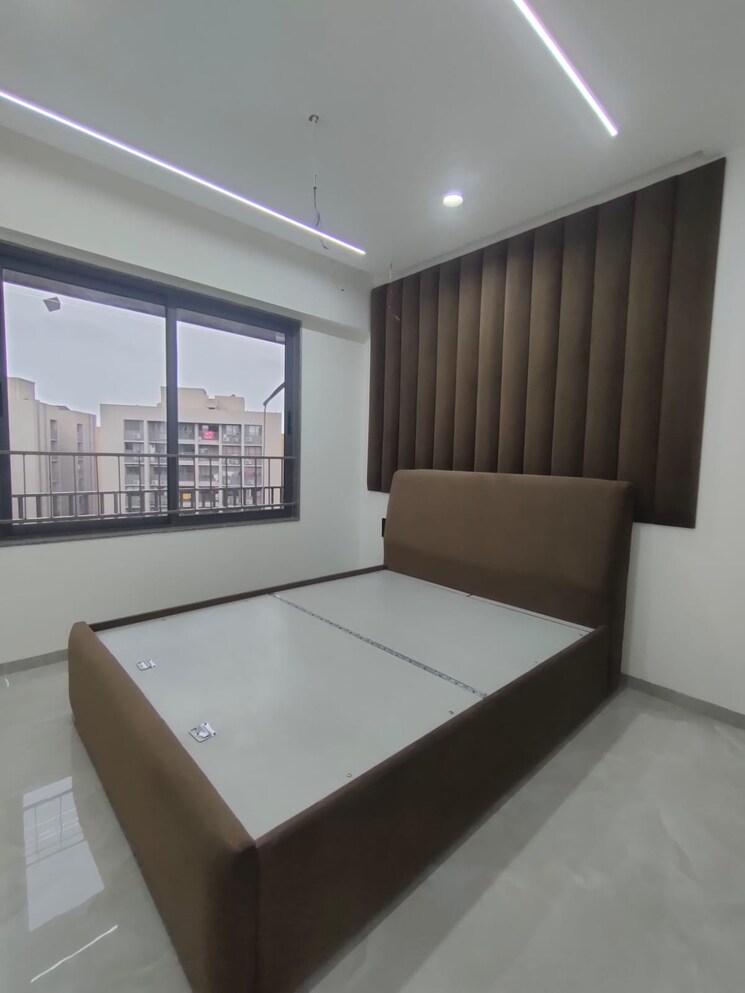 Room, shaligram-prime 3 Bedroom 1615 Sq.Ft. Apartment In Ghuma Ahmedabad 9009011