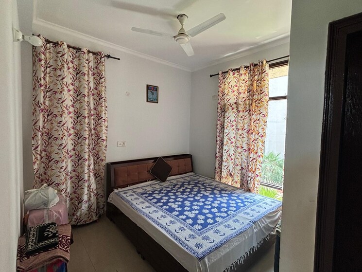 Master Bedroom, ambala highway 4 Bedroom 1800 Sq.Ft. Apartment In Ambala Highway Zirakpur 9009041