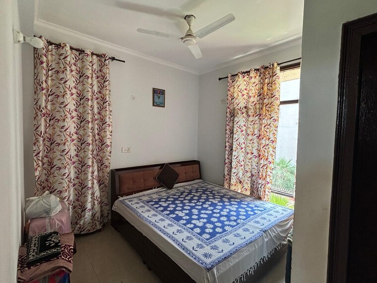 Master Bedroom, ambala highway 4 Bedroom 1800 Sq.Ft. Apartment In Ambala Highway Zirakpur 9009041