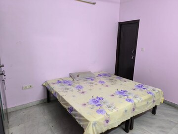 Bedroom in 2 BHK Apartment at Panchsheel Greens, Sector 16 Greater Noida – for Rent