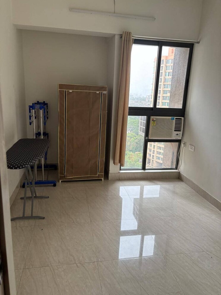 Bedroom, lodha-crown-quality-homes 2 Bedroom 700 Sq.Ft. Apartment In Majiwada Thane 9009070