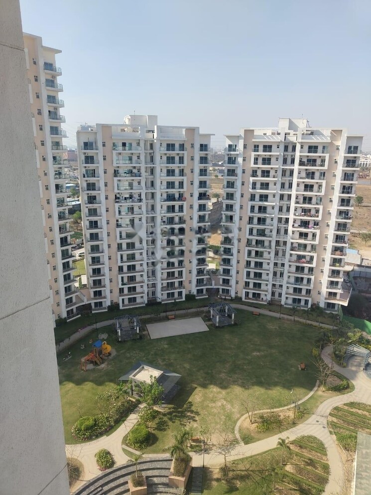 Exterior View, shree-vardhman-victoria 2.5 Bedroom 1350 Sq.Ft. Apartment In Sector 70 Gurgaon 9009042