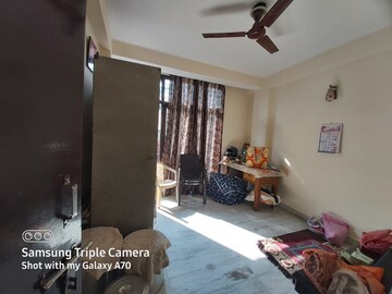 Living Room in 2 BHK Apartment at Panchsheel Greens, Sector 16 Greater Noida – for Rent