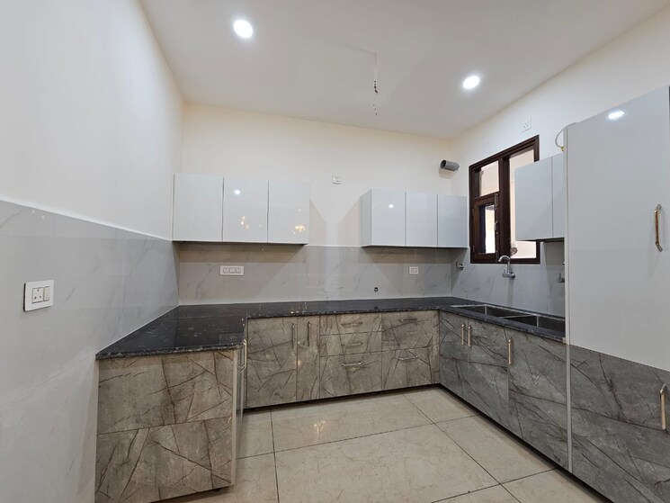 Kitchen, pir machalla 3 Bedroom 1500 Sq.Ft. Apartment In Pir Machalla Zirakpur 9009123