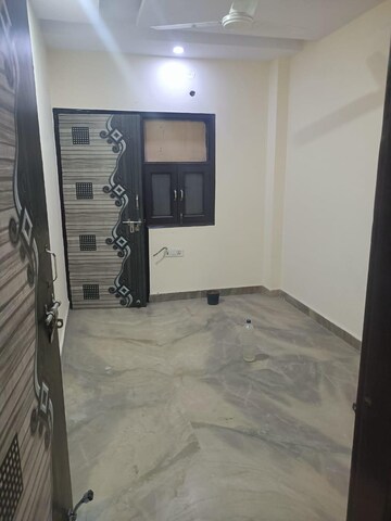 1.5 BHK Builder Floor For Rent in Anand Vihar