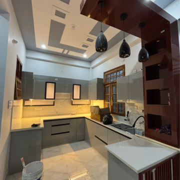 Team Area in 2 BHK Independent House at Gomti Nagar – for Rent