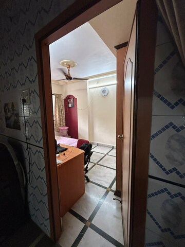 Bathroom in 2 BHK Apartment at Tarangan Complex Kalyan, Kalyan West – for Rent