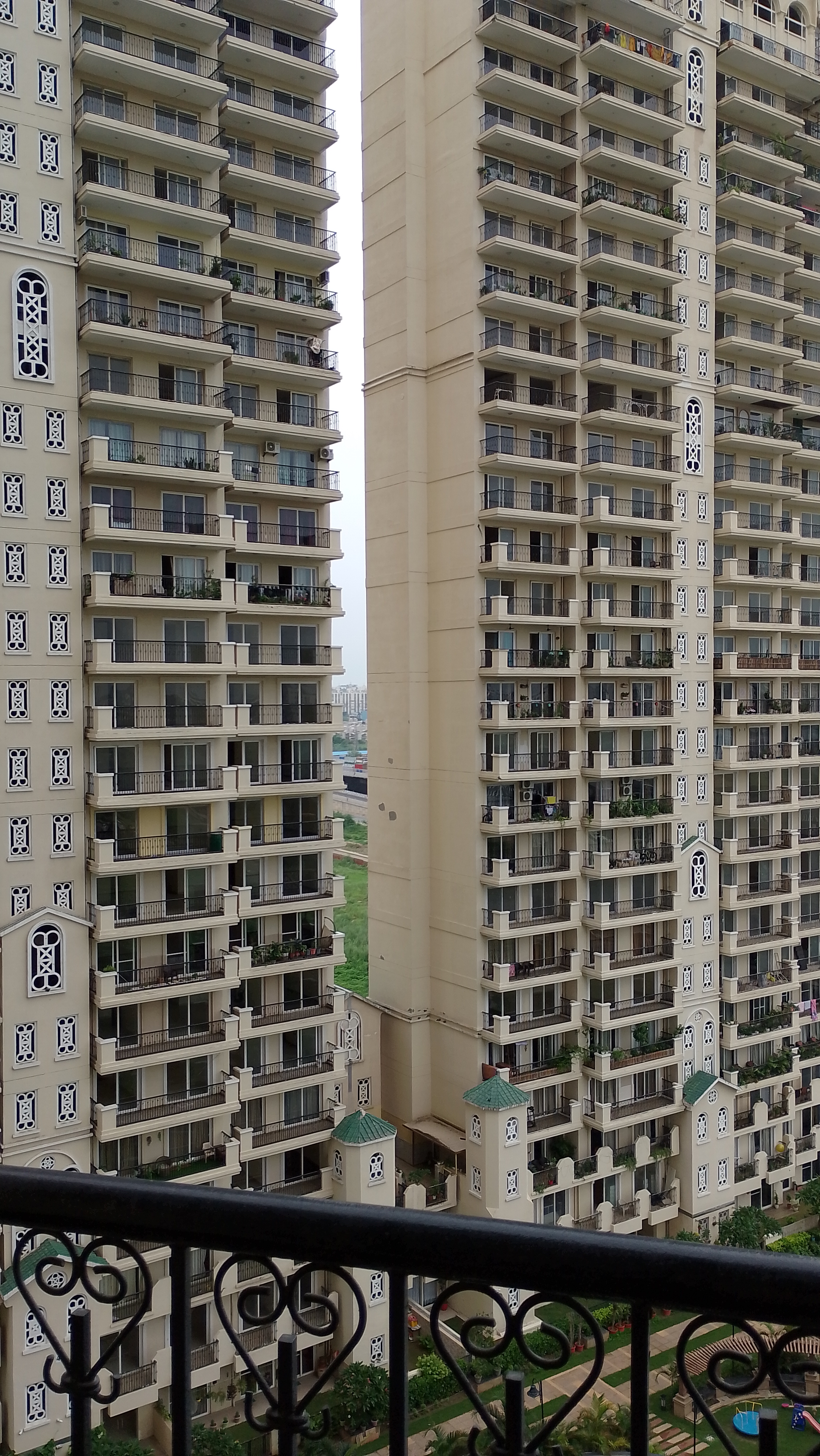 3 BHK + Servant Room,Study Room Apartment For Rent in ATS Triumph