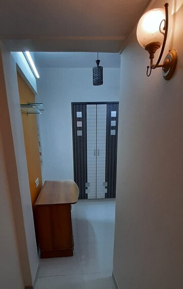 Furnished Amenities in 1 BHK Apartment at Matunga West – for Rent