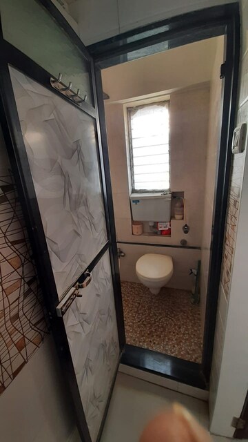 Bathroom in 1 BHK Apartment at Matunga West – for Rent