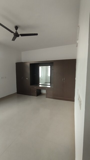 3 BHK Apartment For Rent in Rohtas Plumeria, Gomti Nagar