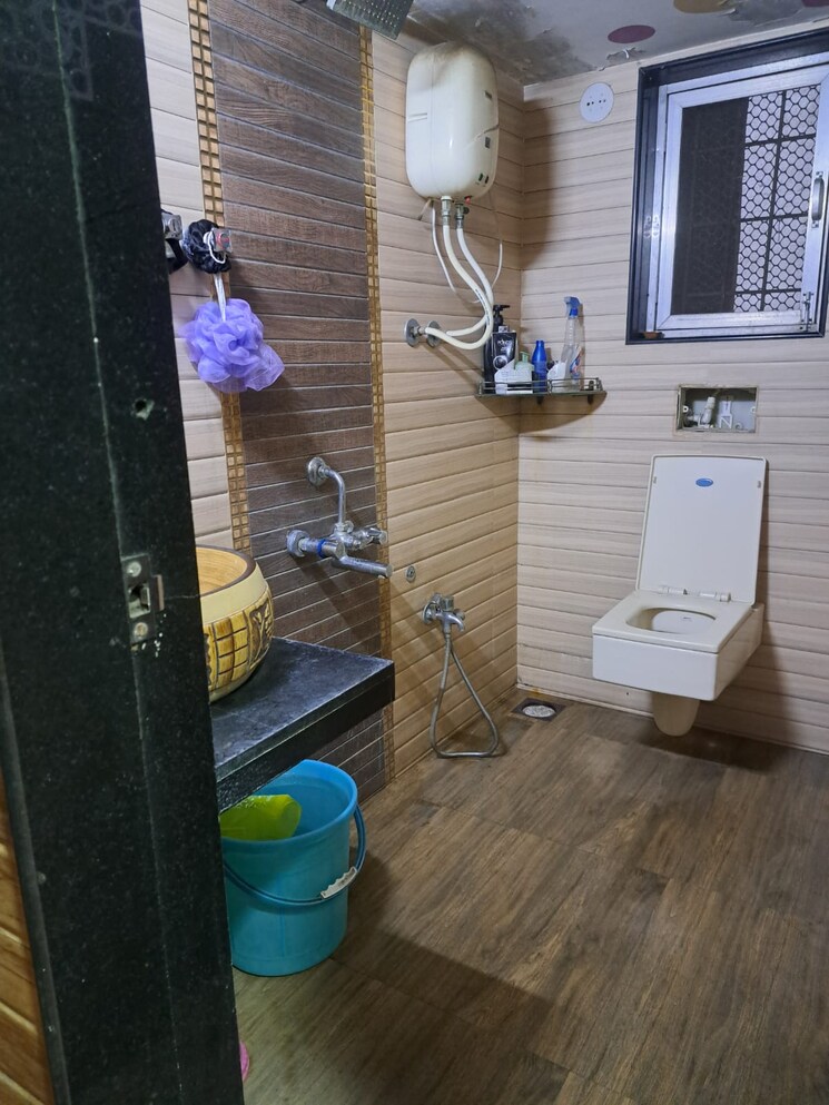 Bathroom, paras-dev-paradise-mira 3 Bedroom 1557 Sq.Ft. Apartment In Mira Road Thane 9009263