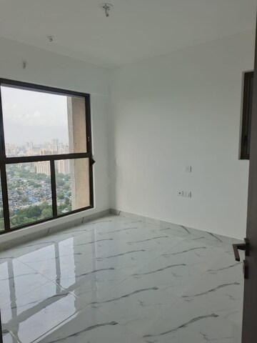Room in 1 BHK Apartment at Lodha Crown Quality Homes, Majiwada – for Rent