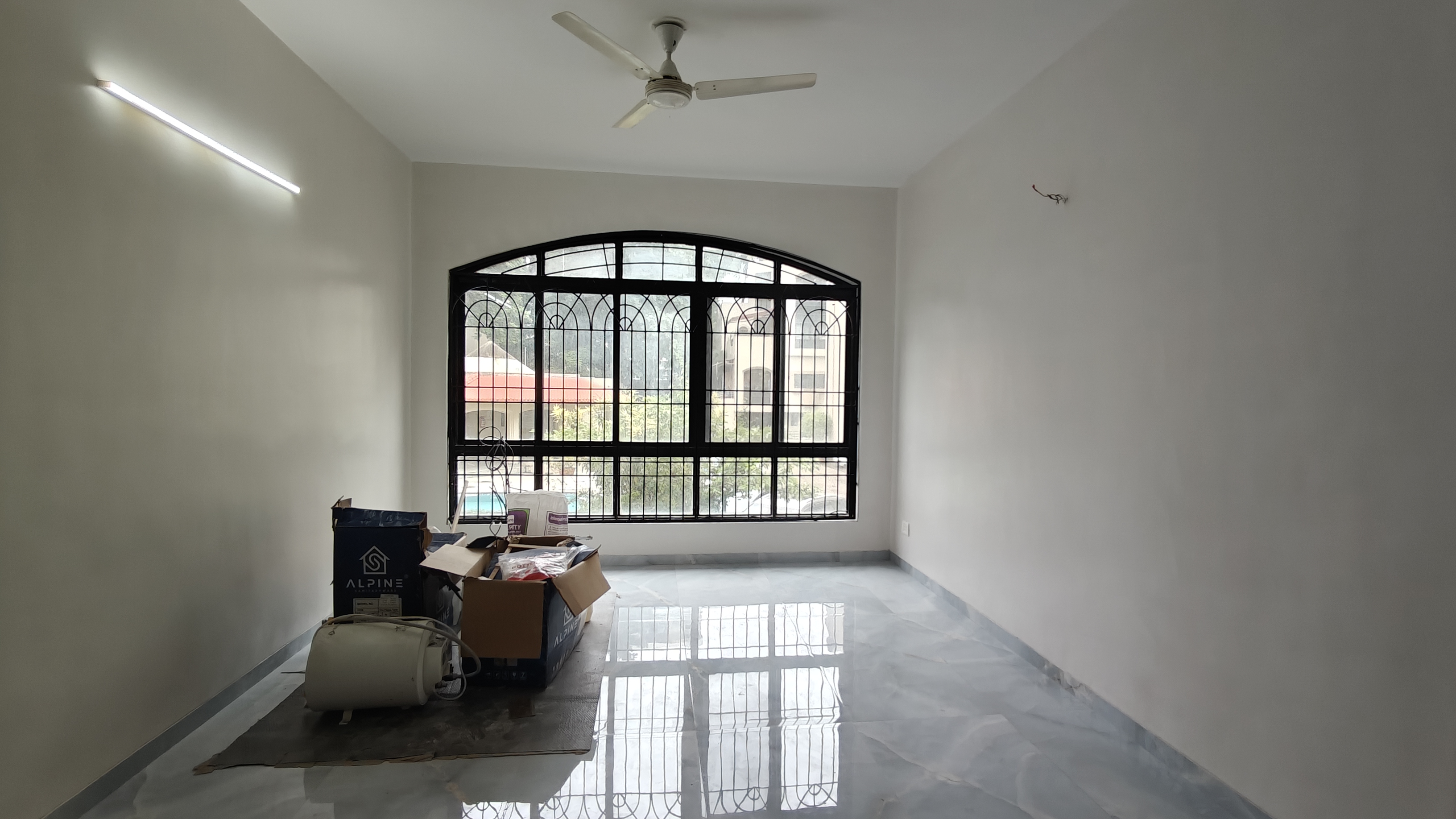 3 BHK 1600 Sq.Ft. Apartment in Kalpataru Habitat