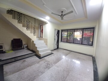 Living Room in 2.5 BHK Villa at Mulund East – for Sale