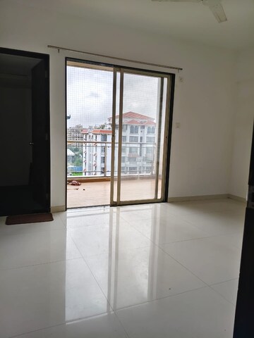 Room in 3 BHK Apartment at Anandtara Silicon Bay, Kalyani Nagar – for Rent