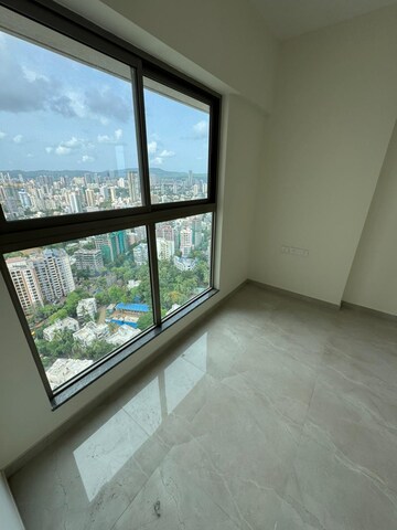 Bedroom in 3 BHK Apartment at Sheth Irene, Malad West – for Rent