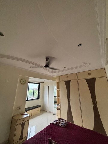 Team Area in 2 BHK Apartment at Seven Bungalow, Andheri West – for Rent