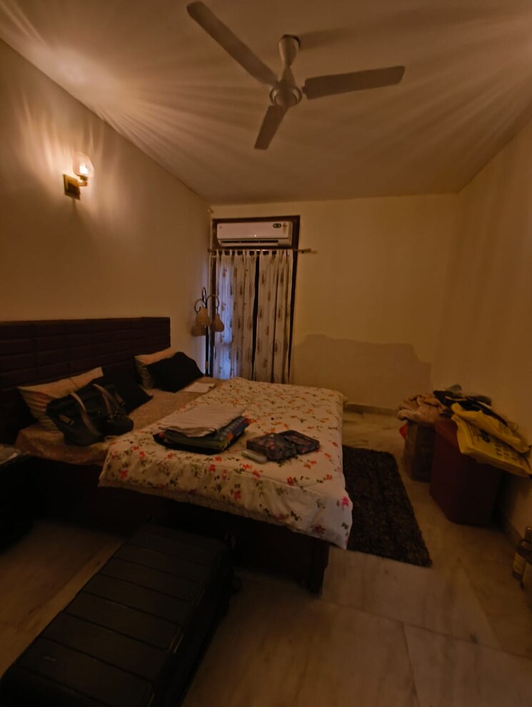 Bedroom, greater kailash i 3 Bedroom 1872 Sq.Ft. Builder Floor In Greater Kailash I Delhi 9009698