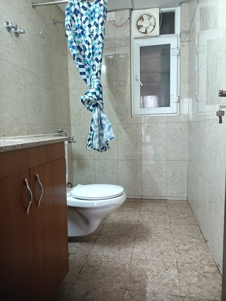 Bathroom, lotus-panache 3 Bedroom 1721 Sq.Ft. Apartment In Sector 110 Noida 9009674