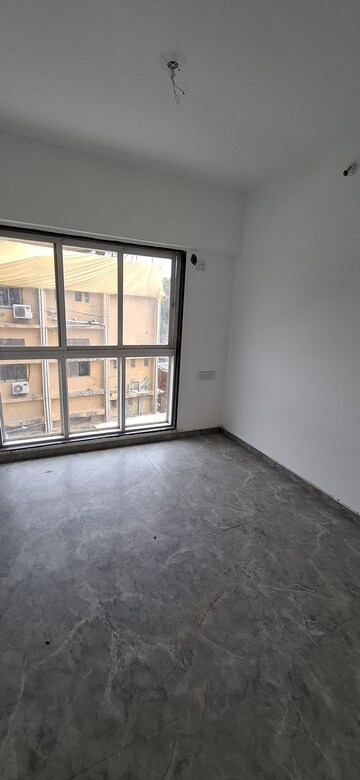 Room in 2 BHK Apartment at Bhandup West – for Rent