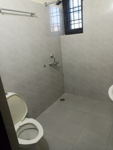 Bathroom in 3 BHK Apartment at Ansal Plaza Sector-23, Sector 23 – for Rent