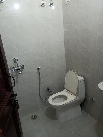Bathroom in 3 BHK Apartment at Ansal Plaza Sector-23, Sector 23 – for Rent
