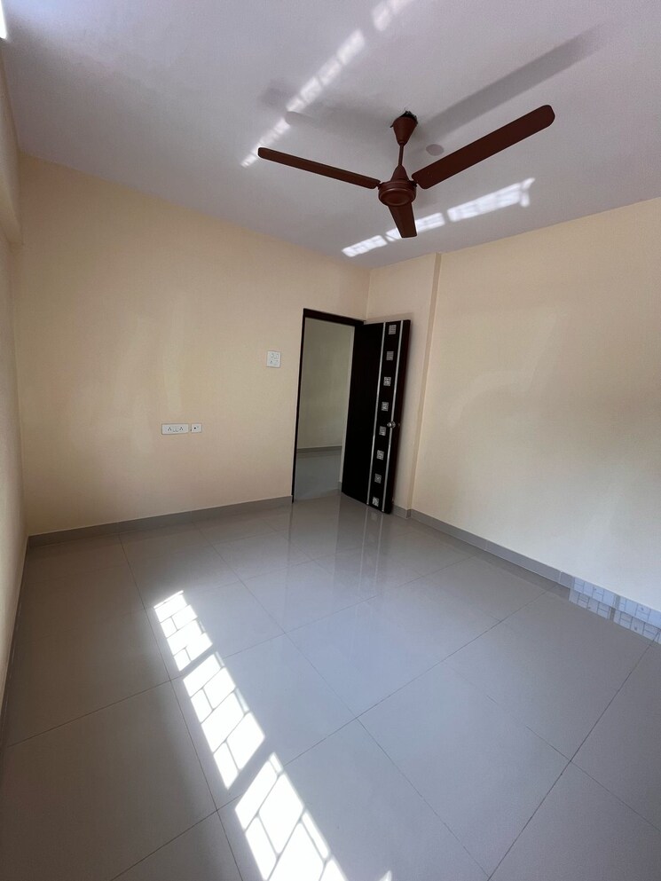 Living Room, patrachawl-mhada 1 Bedroom 419 Sq.Ft. Apartment In Goregaon West Mumbai 9009675